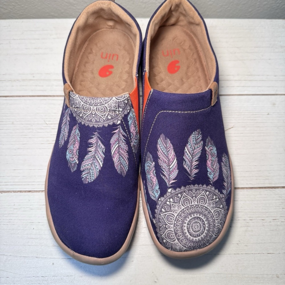 UIN Slip On Shoes Women's Sz 8 Canvas Artwork Loafers "Dreamcatcher" Slip On